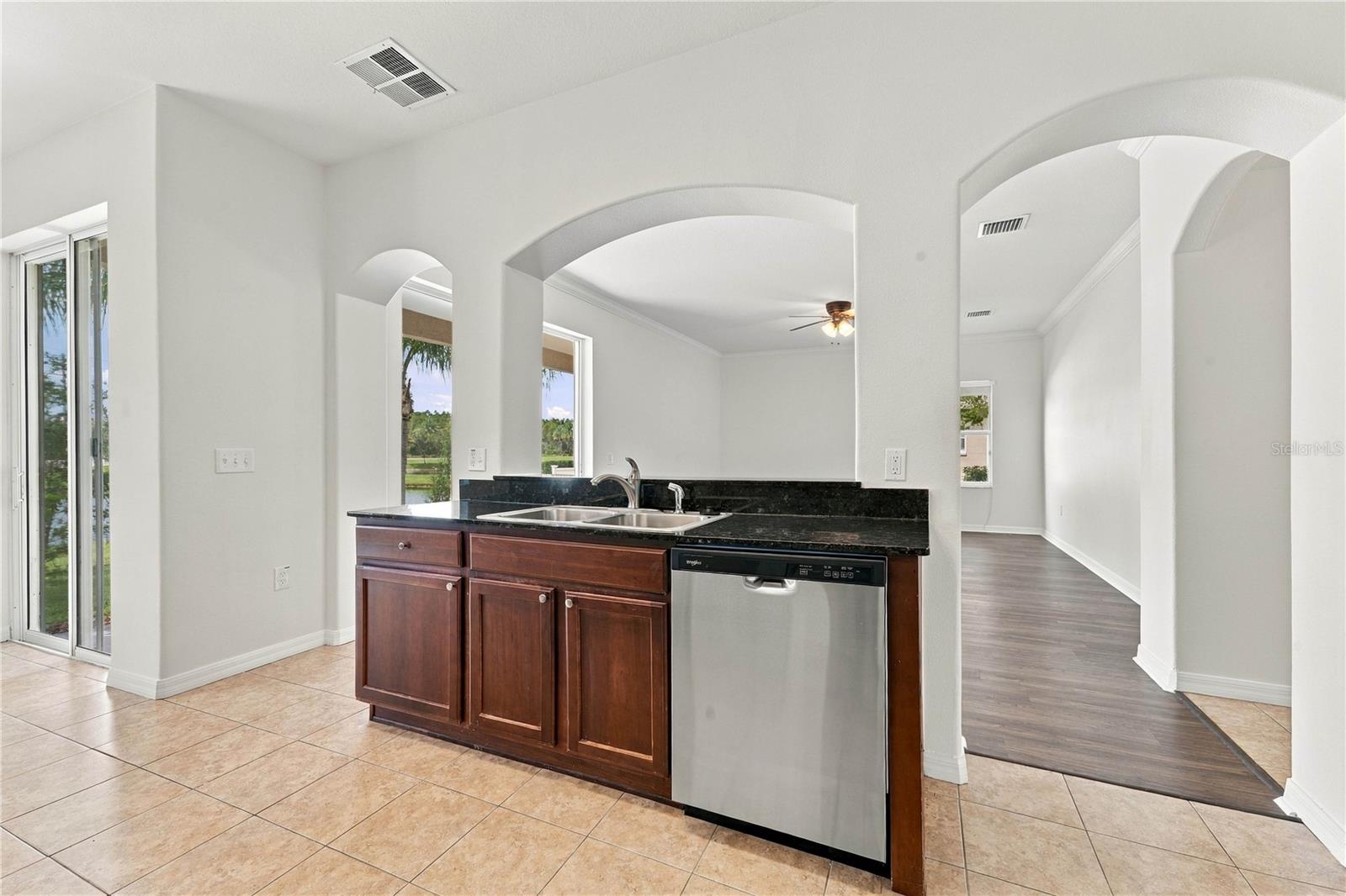 3247 CHESSINGTON DR — photo 11