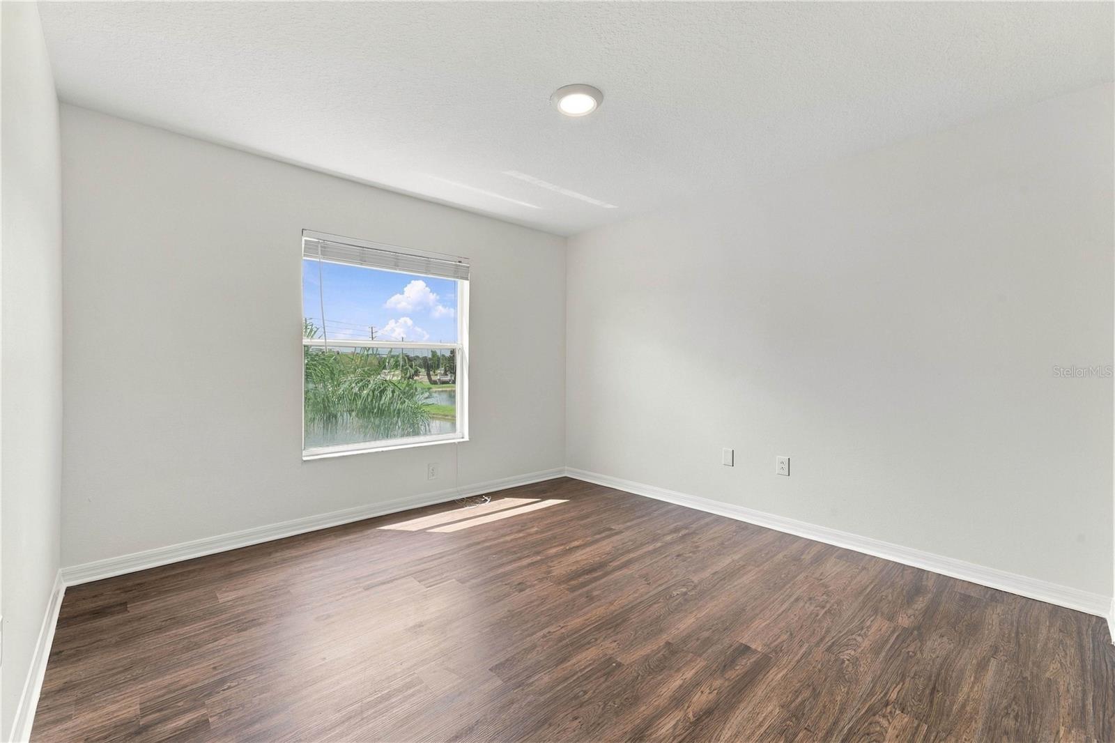 3247 CHESSINGTON DR — photo 25