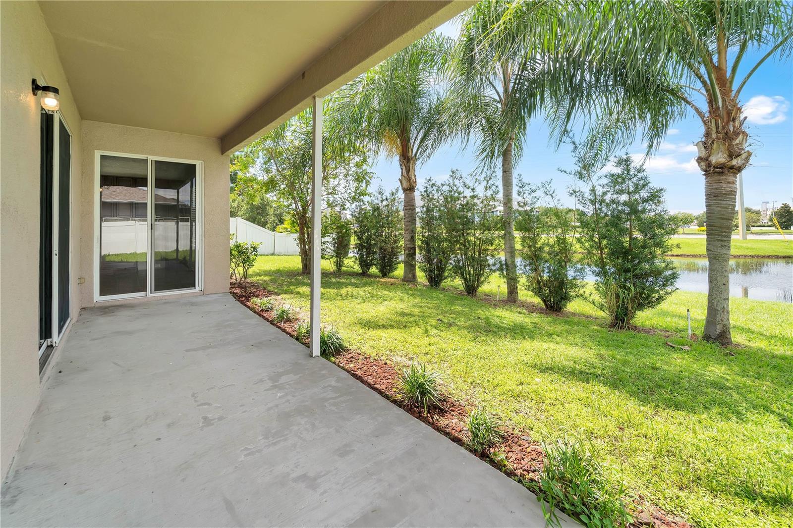 3247 CHESSINGTON DR — photo 33