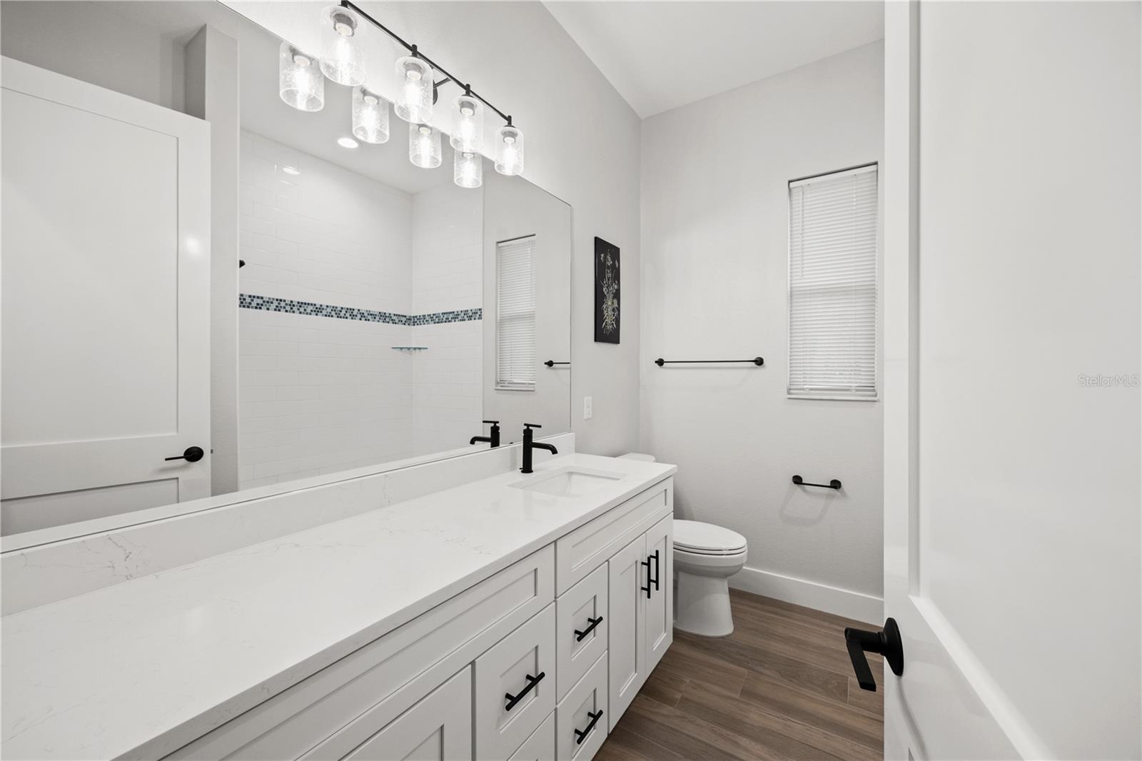 400 S MOON DR — photo 18