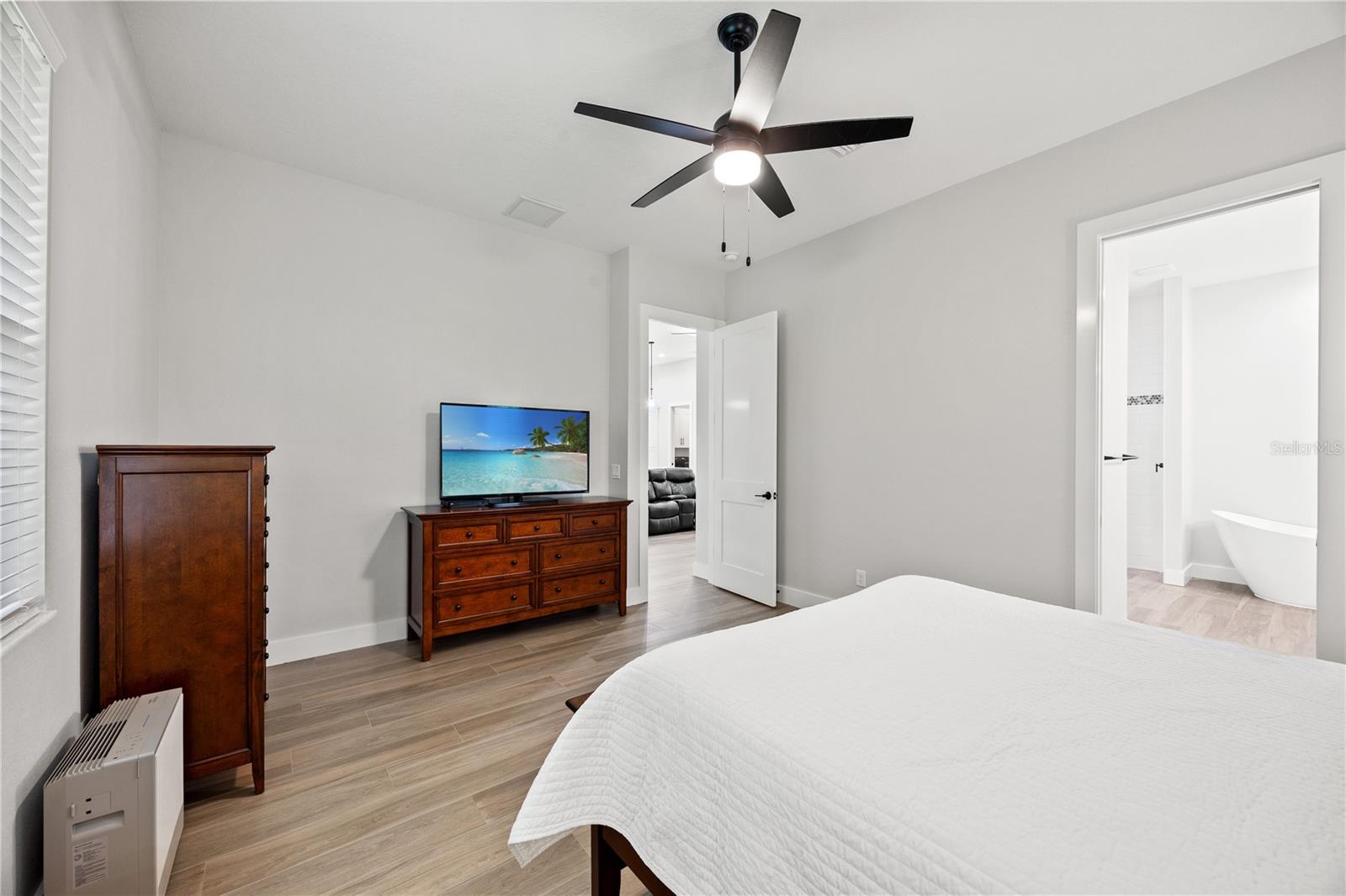400 S MOON DR — photo 26