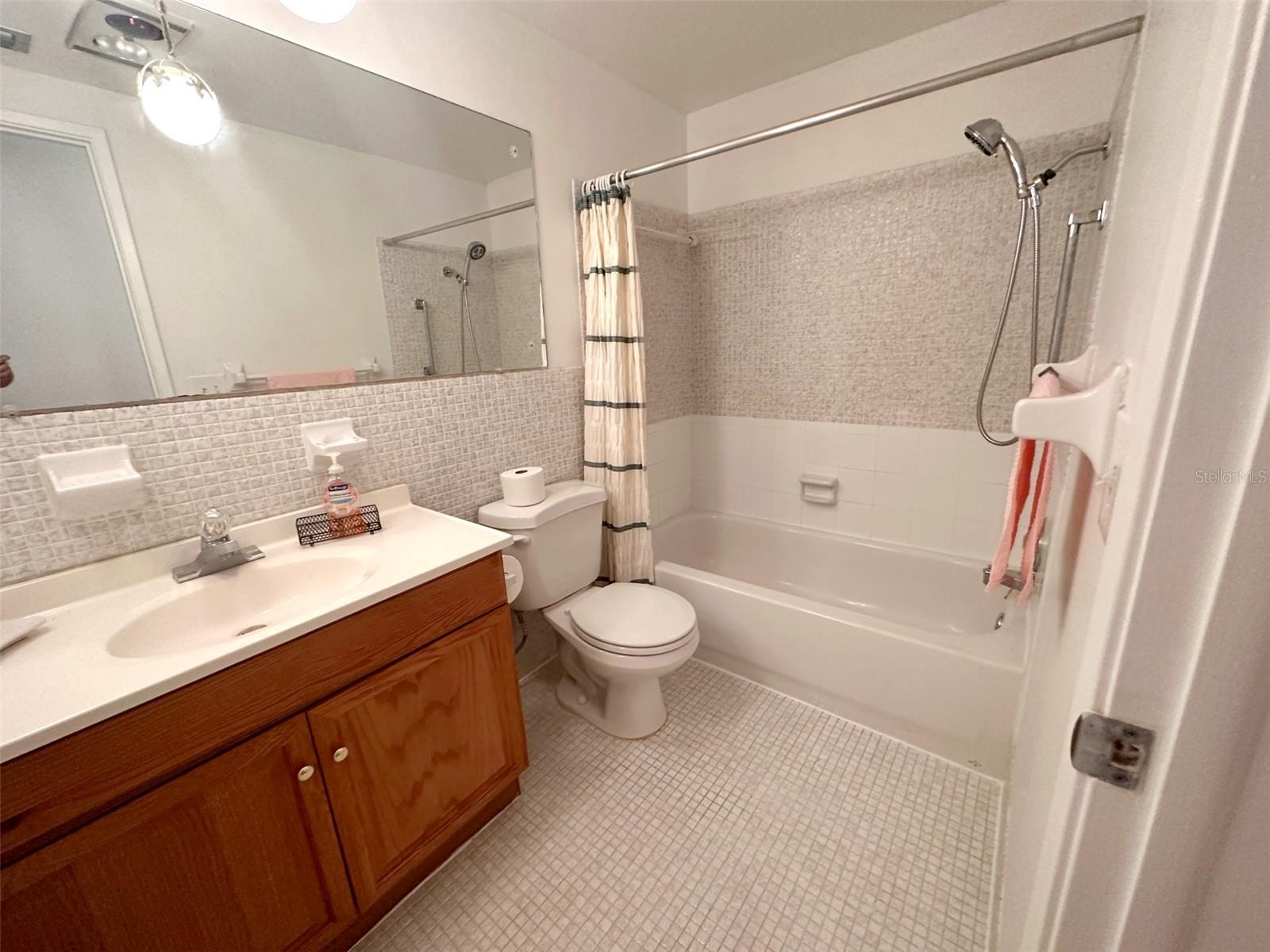 1819 SHORE DR S #307 — photo 12