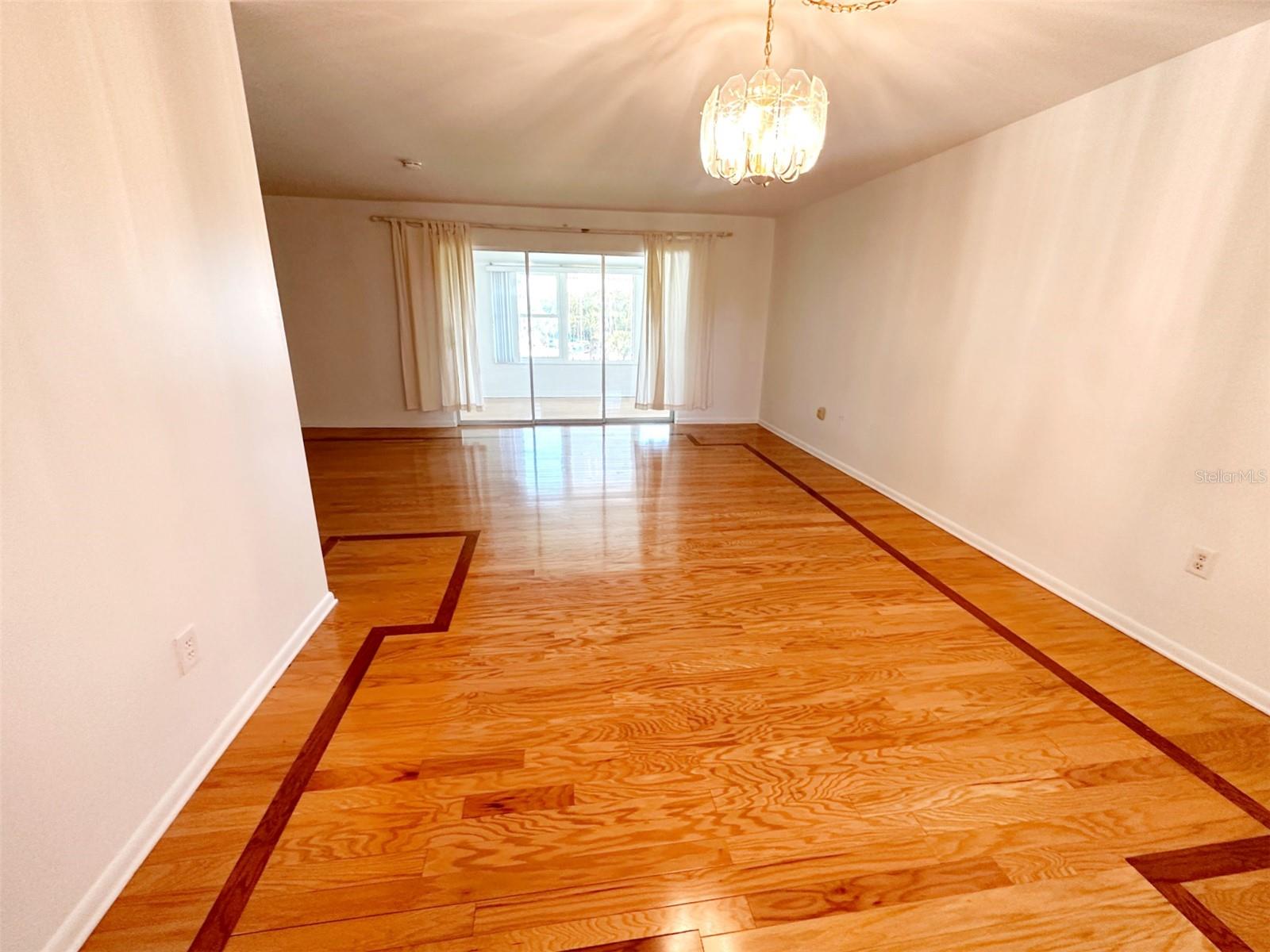 1819 SHORE DR S #307 — photo 5
