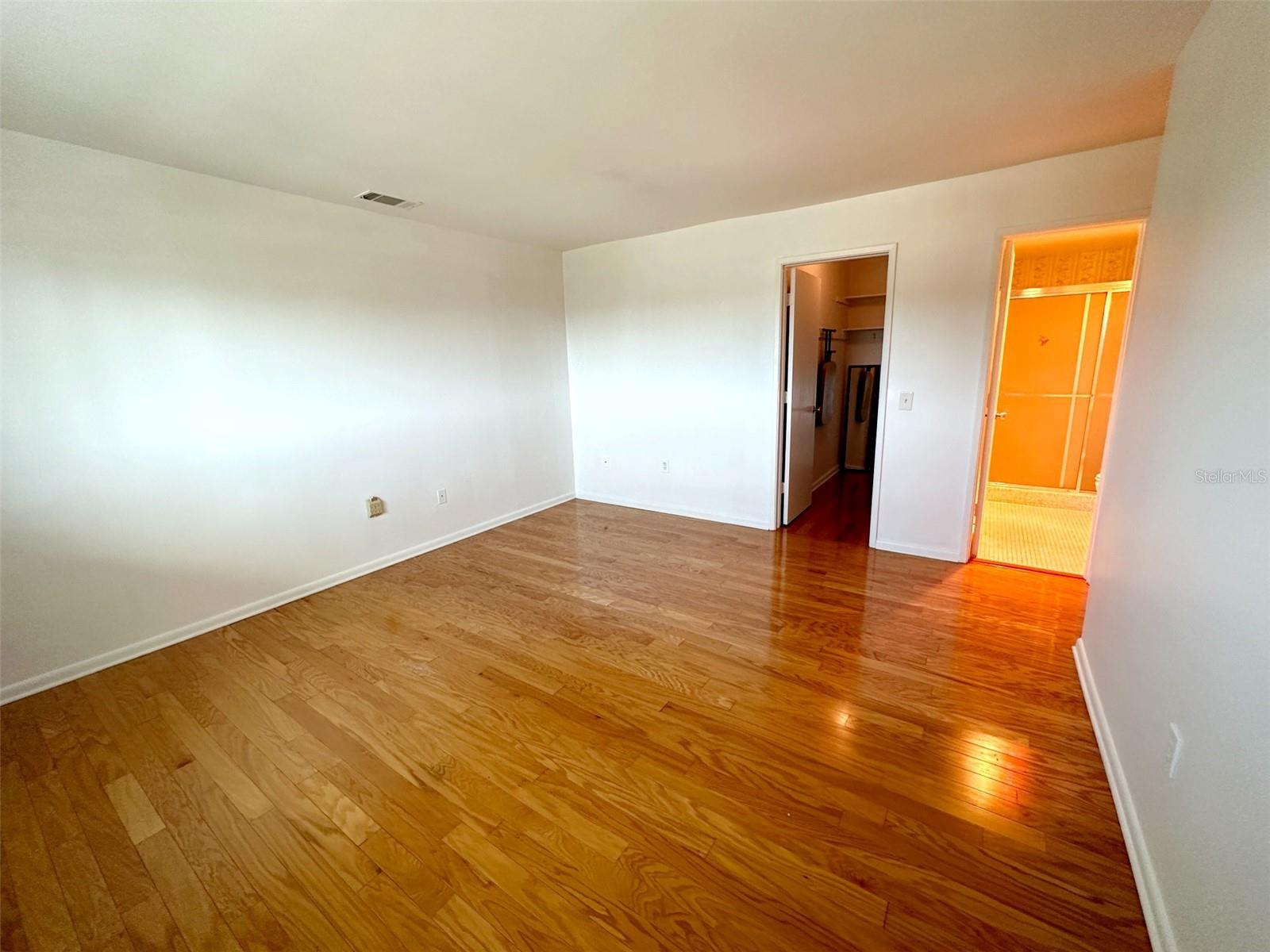 1819 SHORE DR S #307 — photo 10