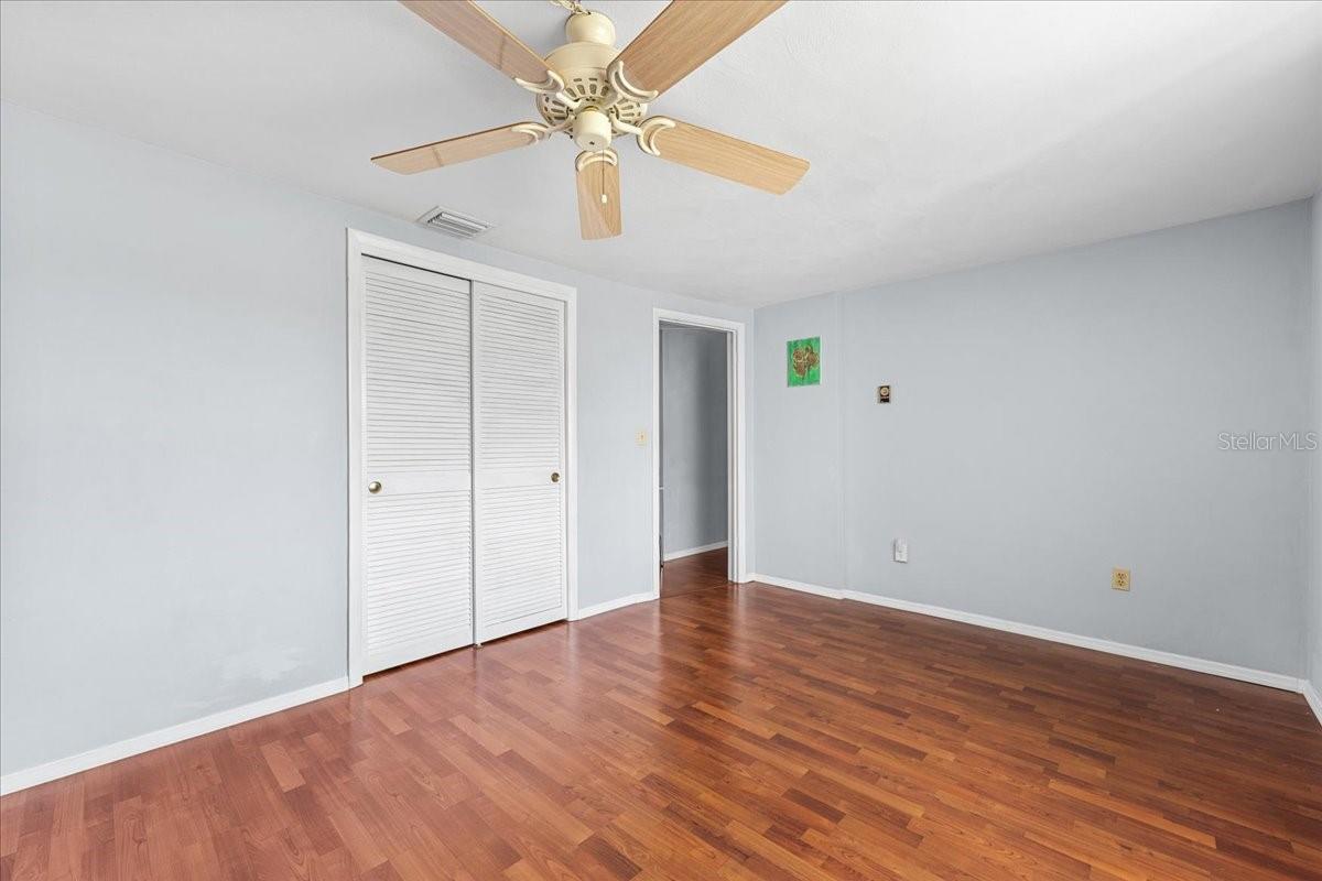 4041 WOODSVILLE DR — photo 10