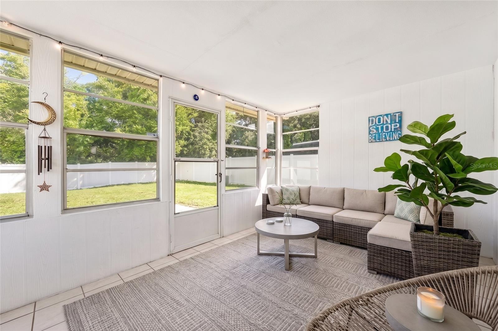 4041 WOODSVILLE DR — photo 21