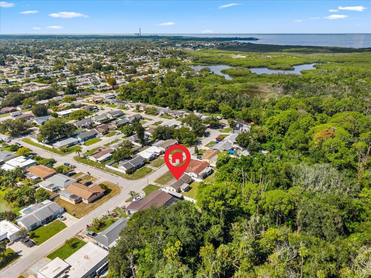 4041 WOODSVILLE DR — photo 47