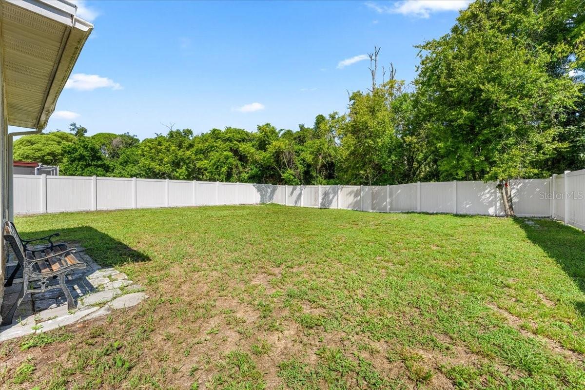 4041 WOODSVILLE DR — photo 26
