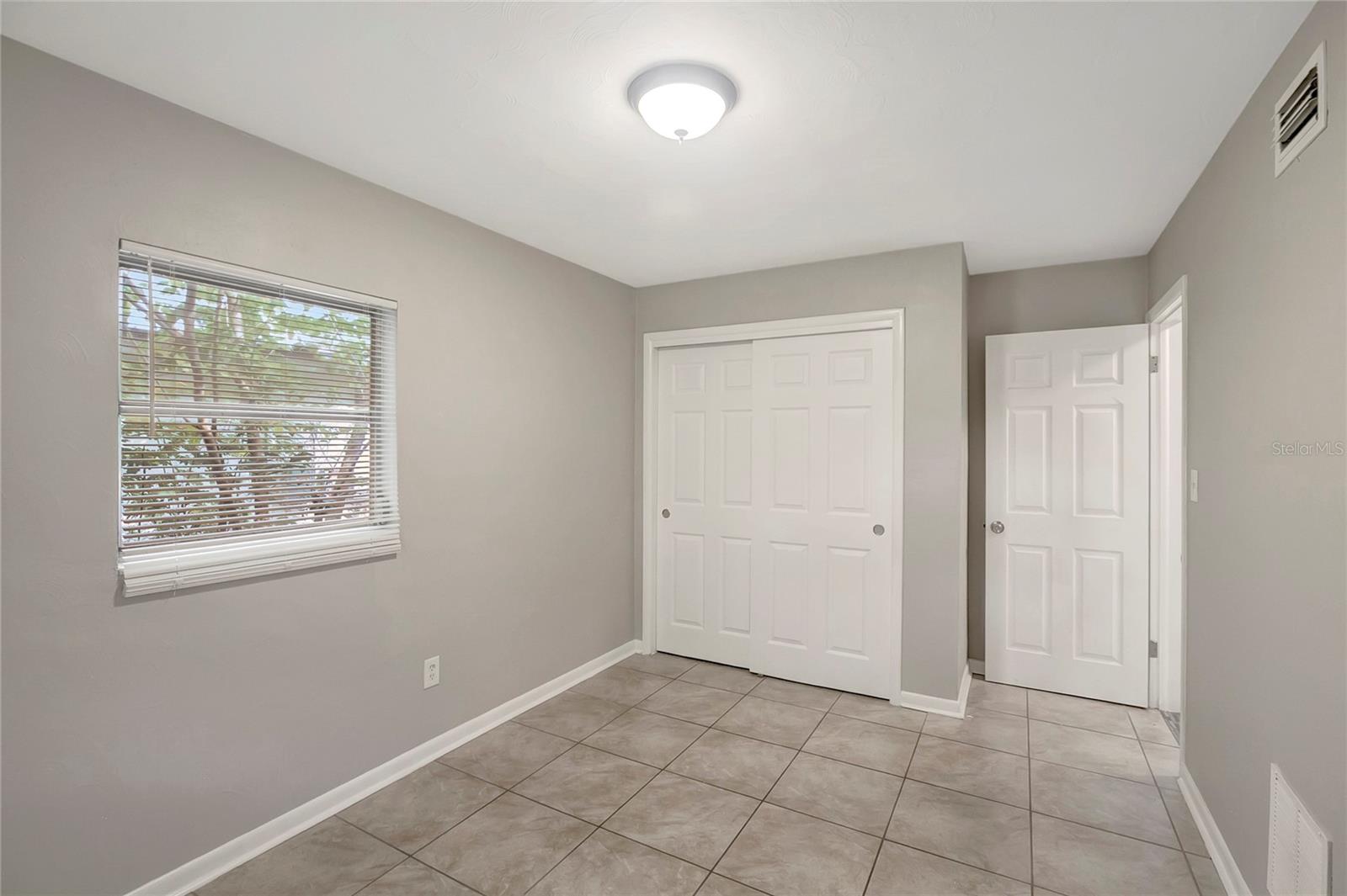 1212 E 33RD AVE — photo 13