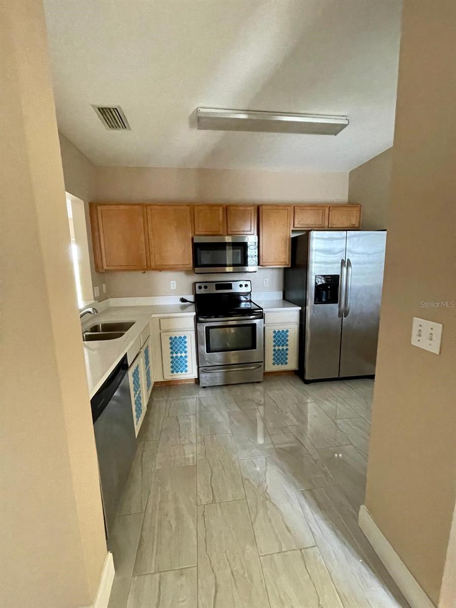 9505 NEWDALE WAY #201 — photo 4