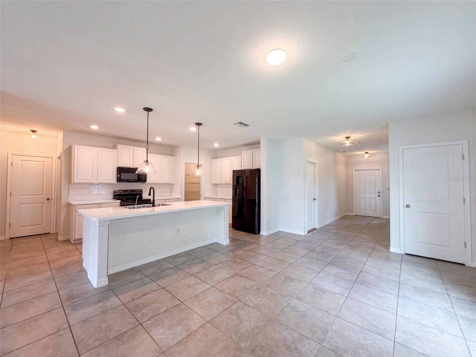 10448 CARLOWAY HILLS DR — photo 10