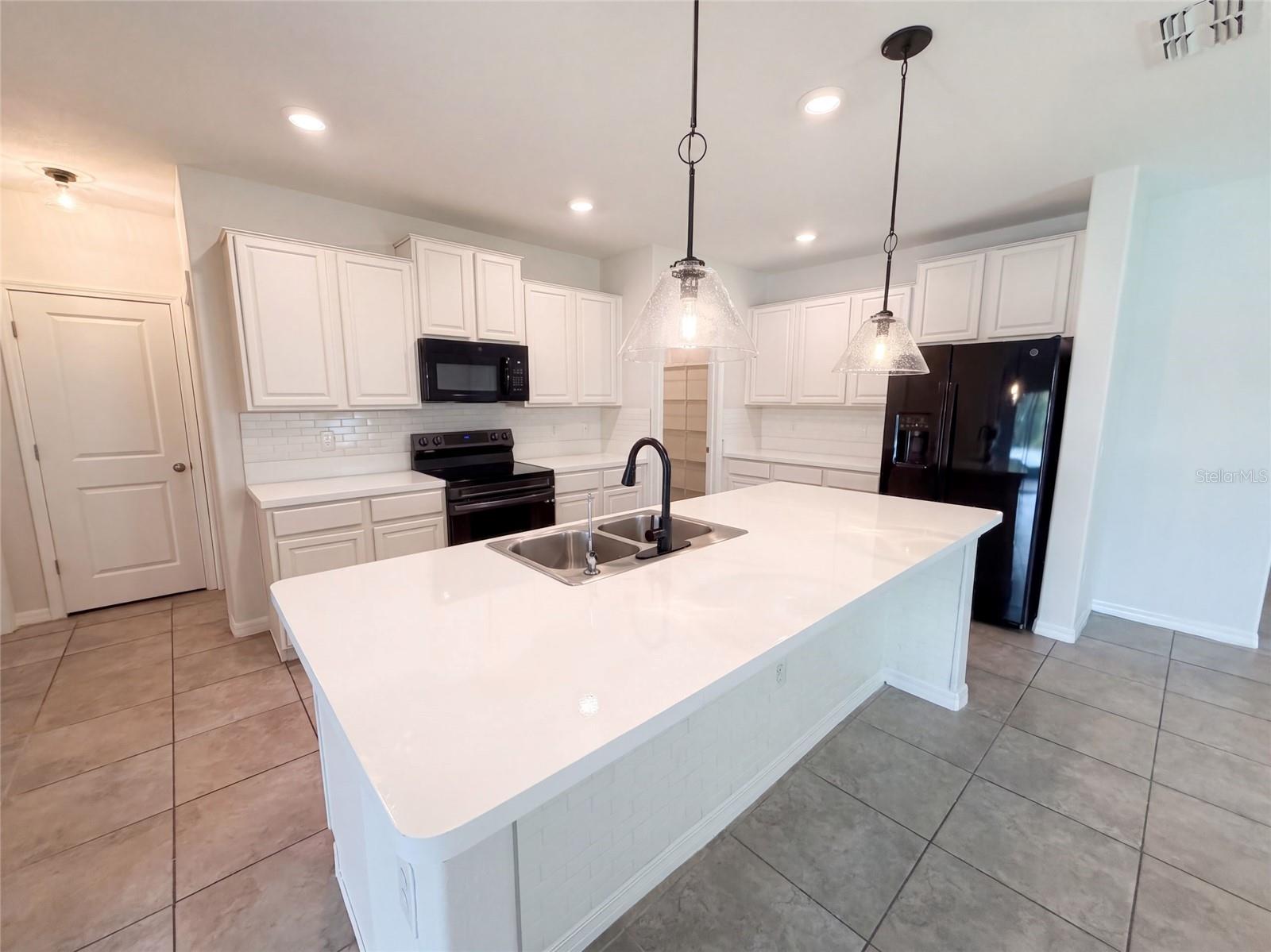 10448 CARLOWAY HILLS DR — photo 14