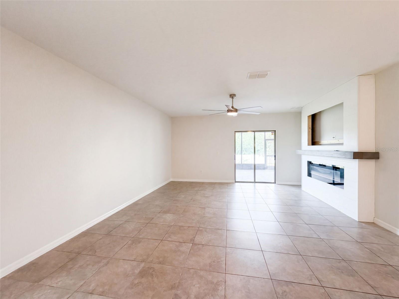 10448 CARLOWAY HILLS DR — photo 9