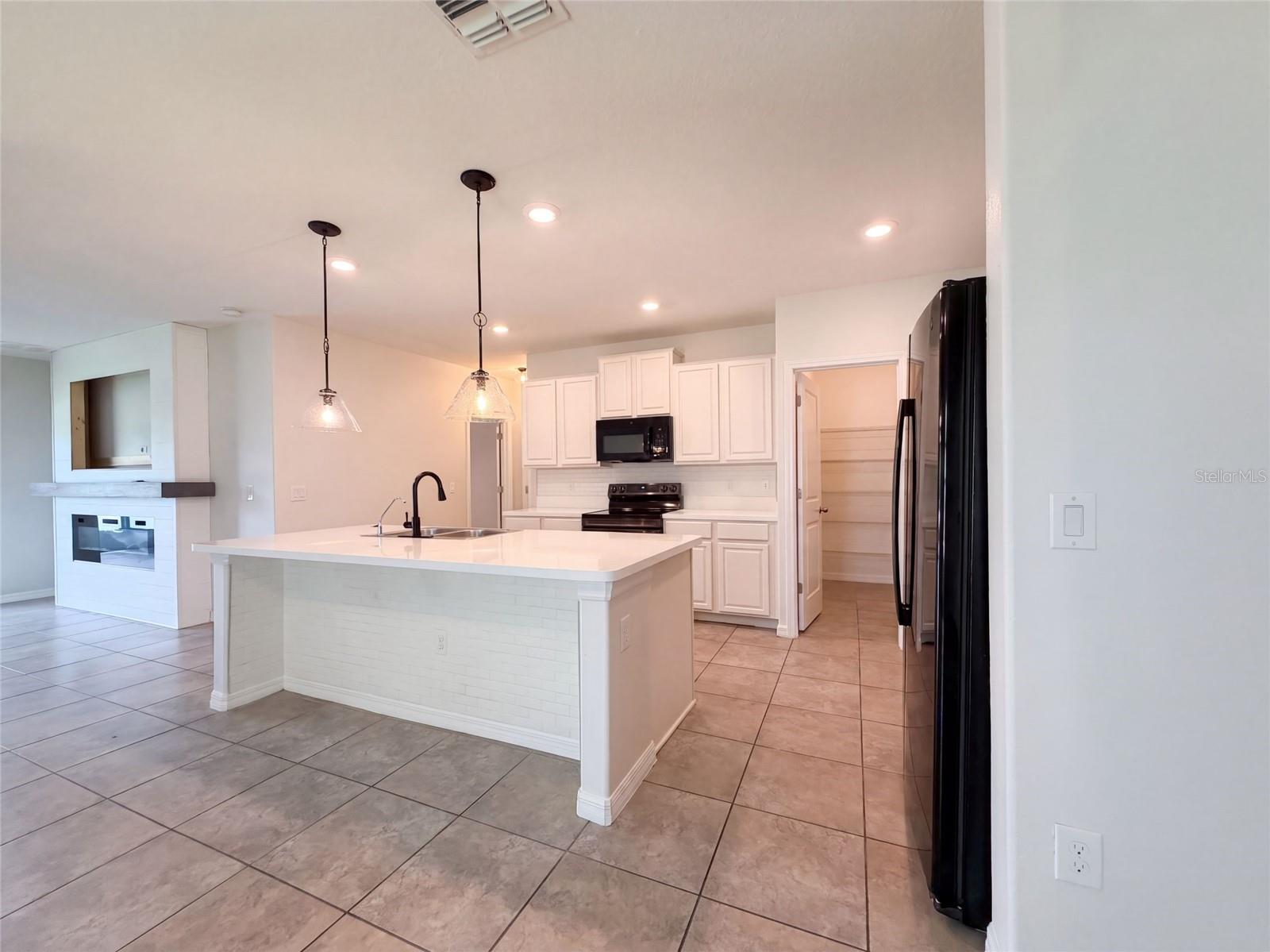 10448 CARLOWAY HILLS DR — photo 15