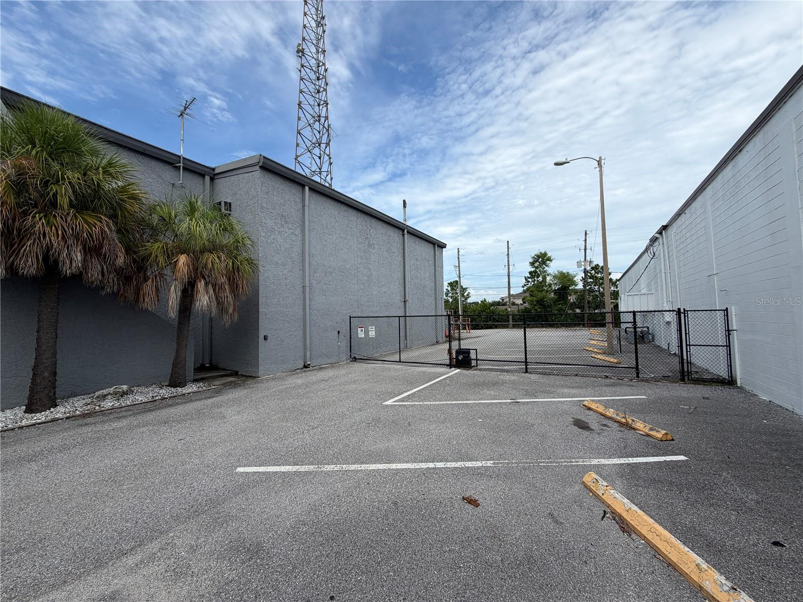 365 105TH TER NE — photo 11