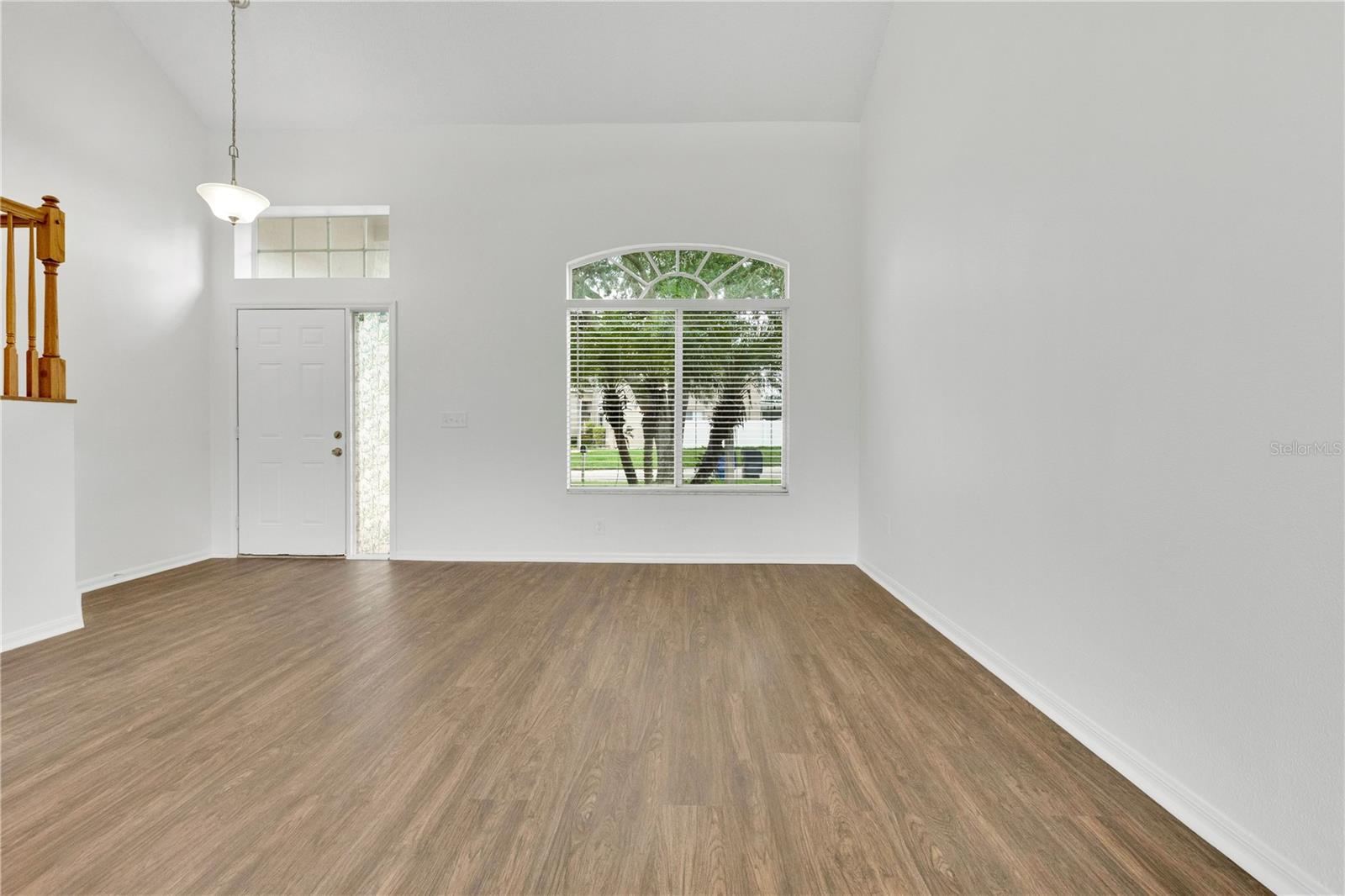 12613 LONGCREST DR — photo 4