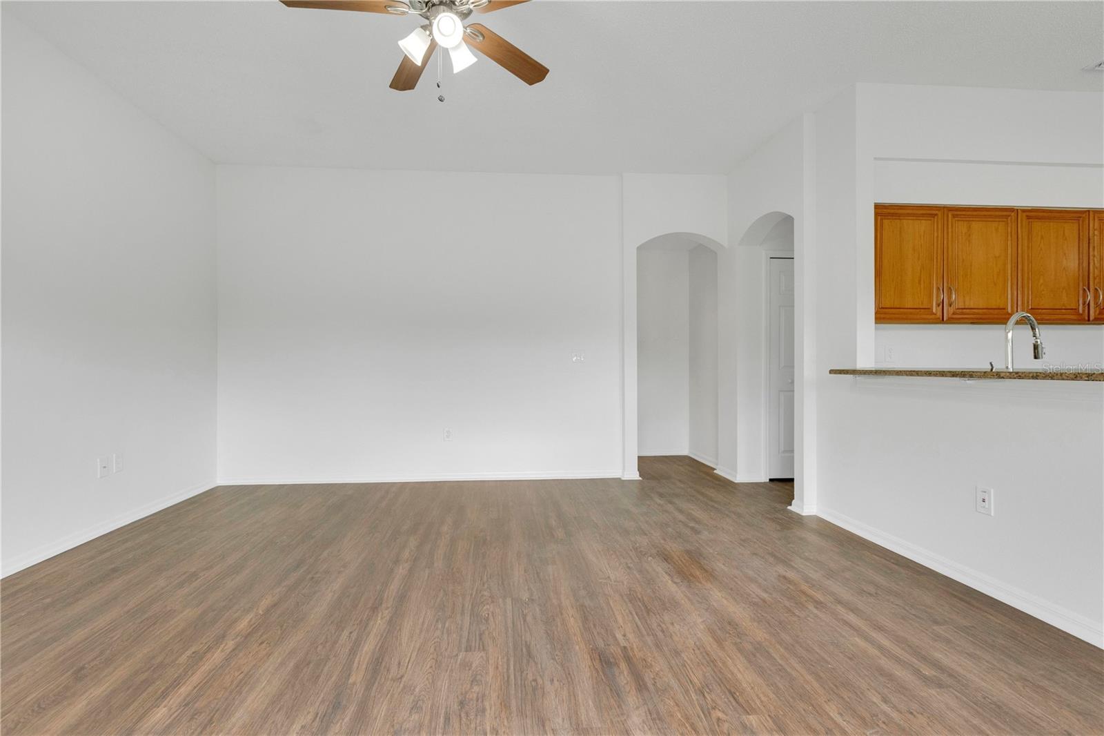 12613 LONGCREST DR — photo 11