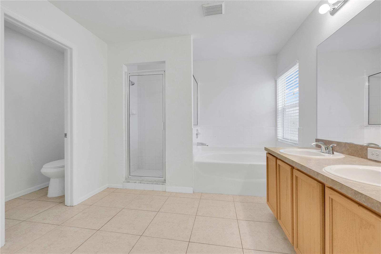 12613 LONGCREST DR — photo 16
