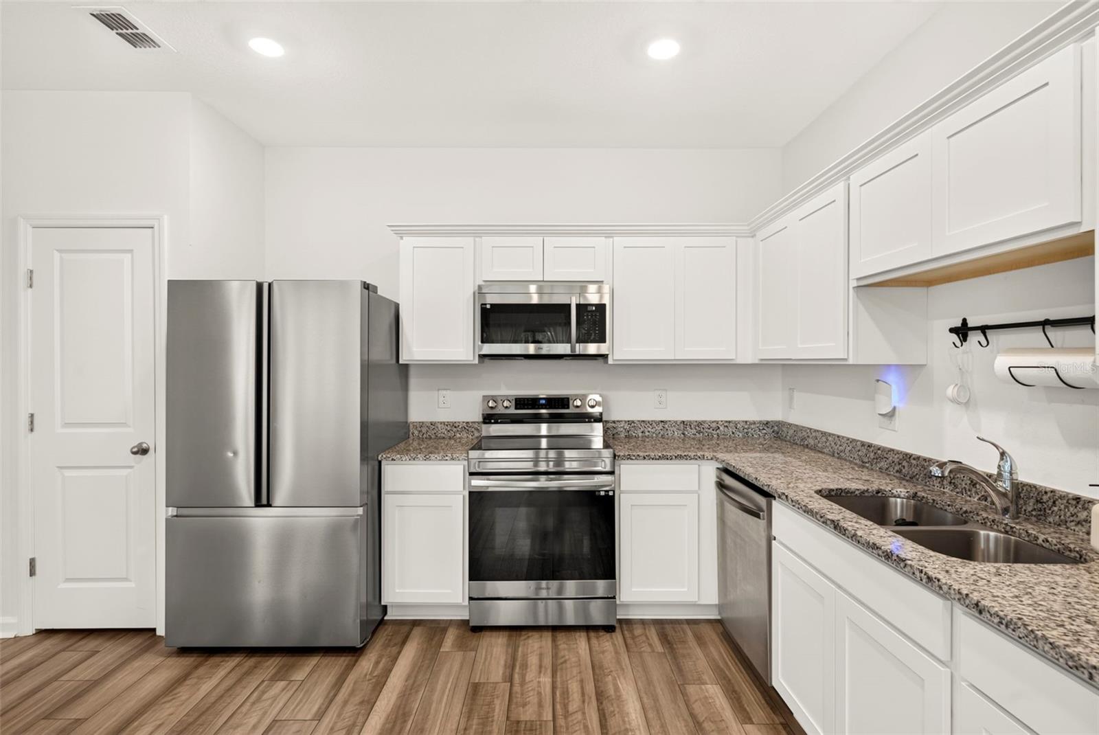 6264 BUCKET CT — photo 12