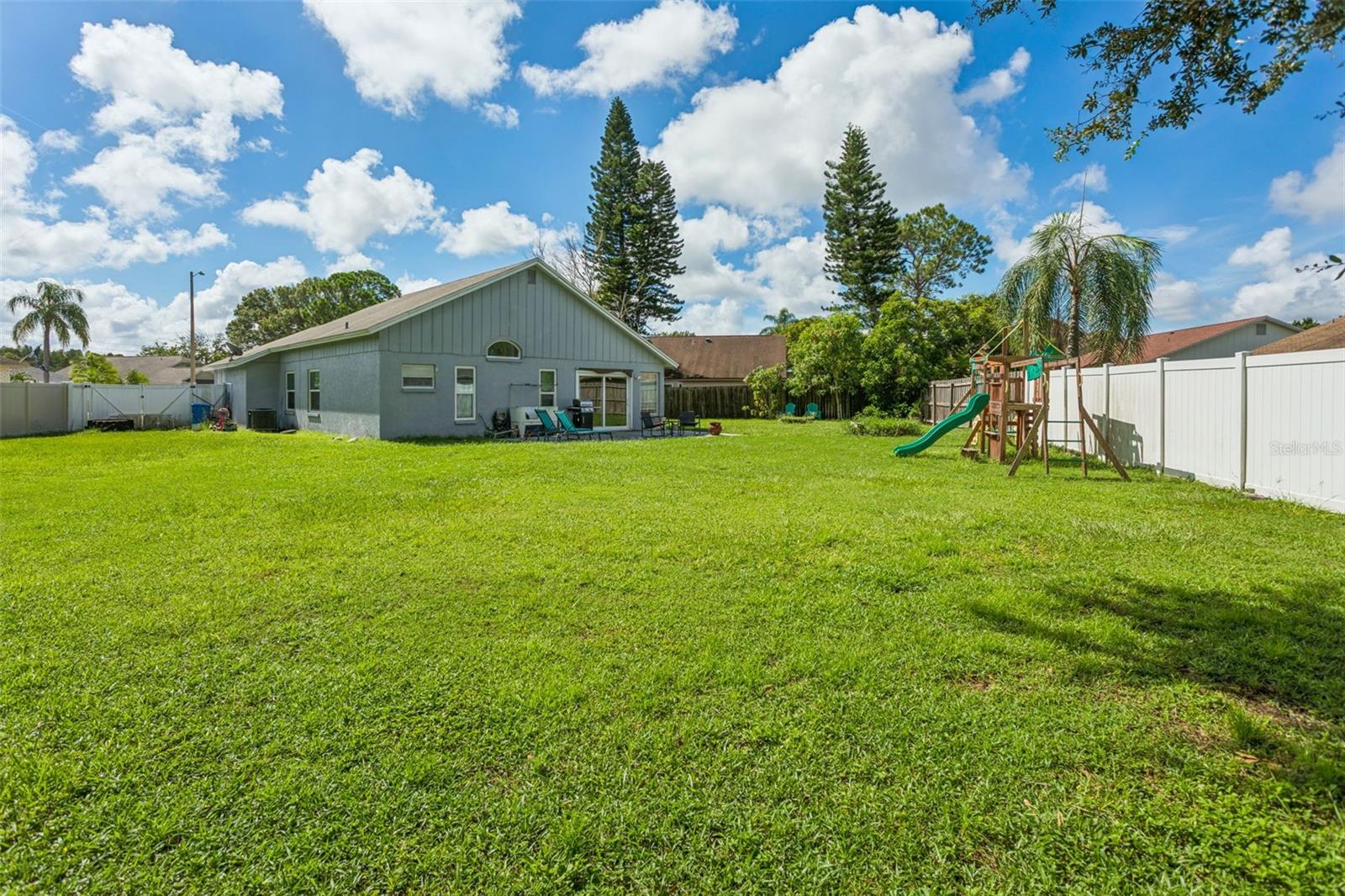 13612 COLORADO PL — photo 24