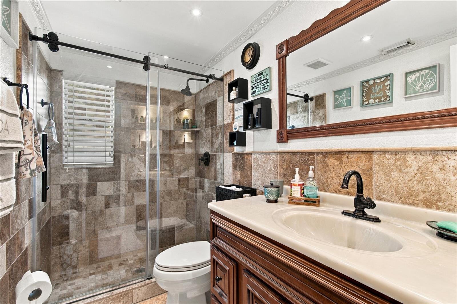 16012 SADDLESTRING DR — photo 34