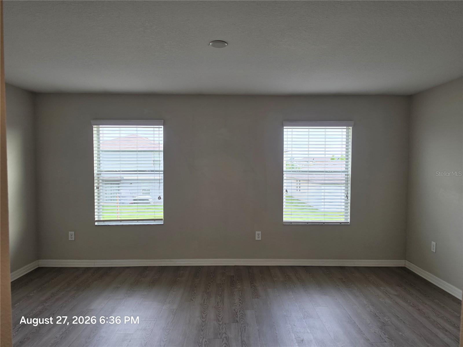 2110 GOLDEN FALCON DR — photo 32