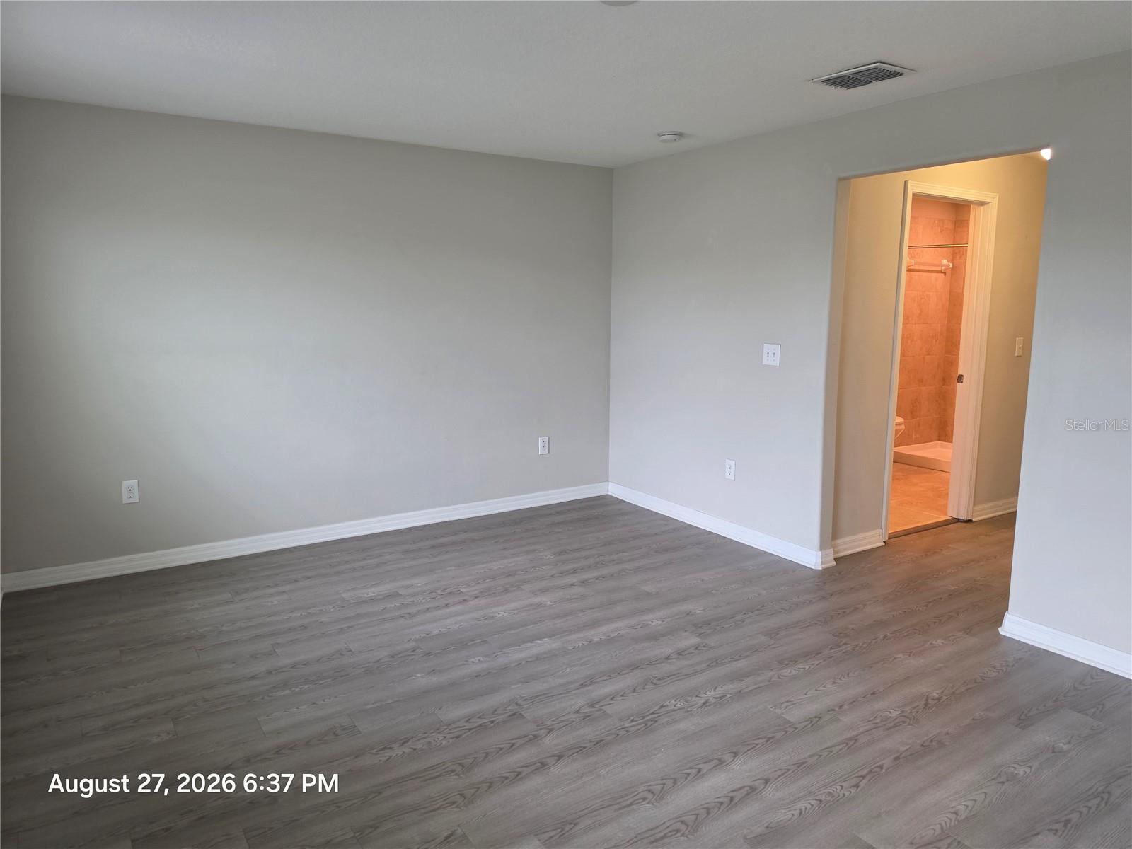 2110 GOLDEN FALCON DR — photo 37