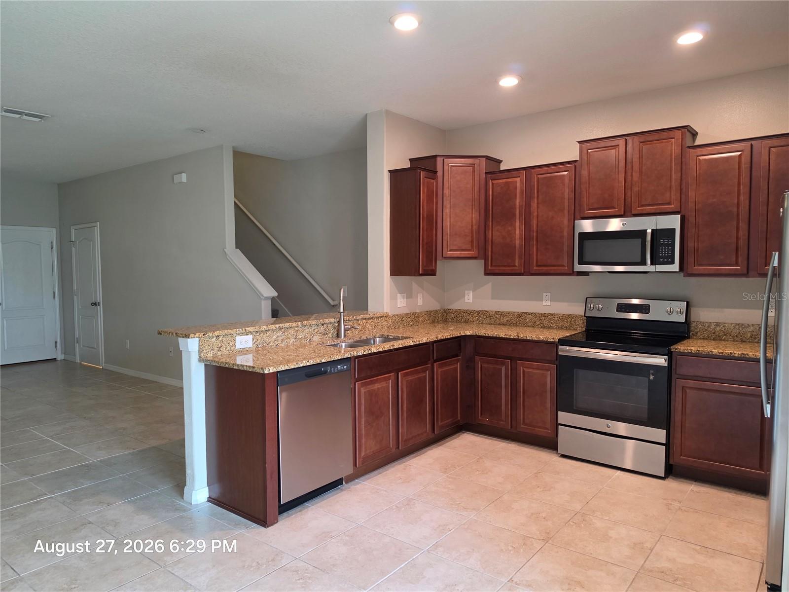 2110 GOLDEN FALCON DR — photo 13