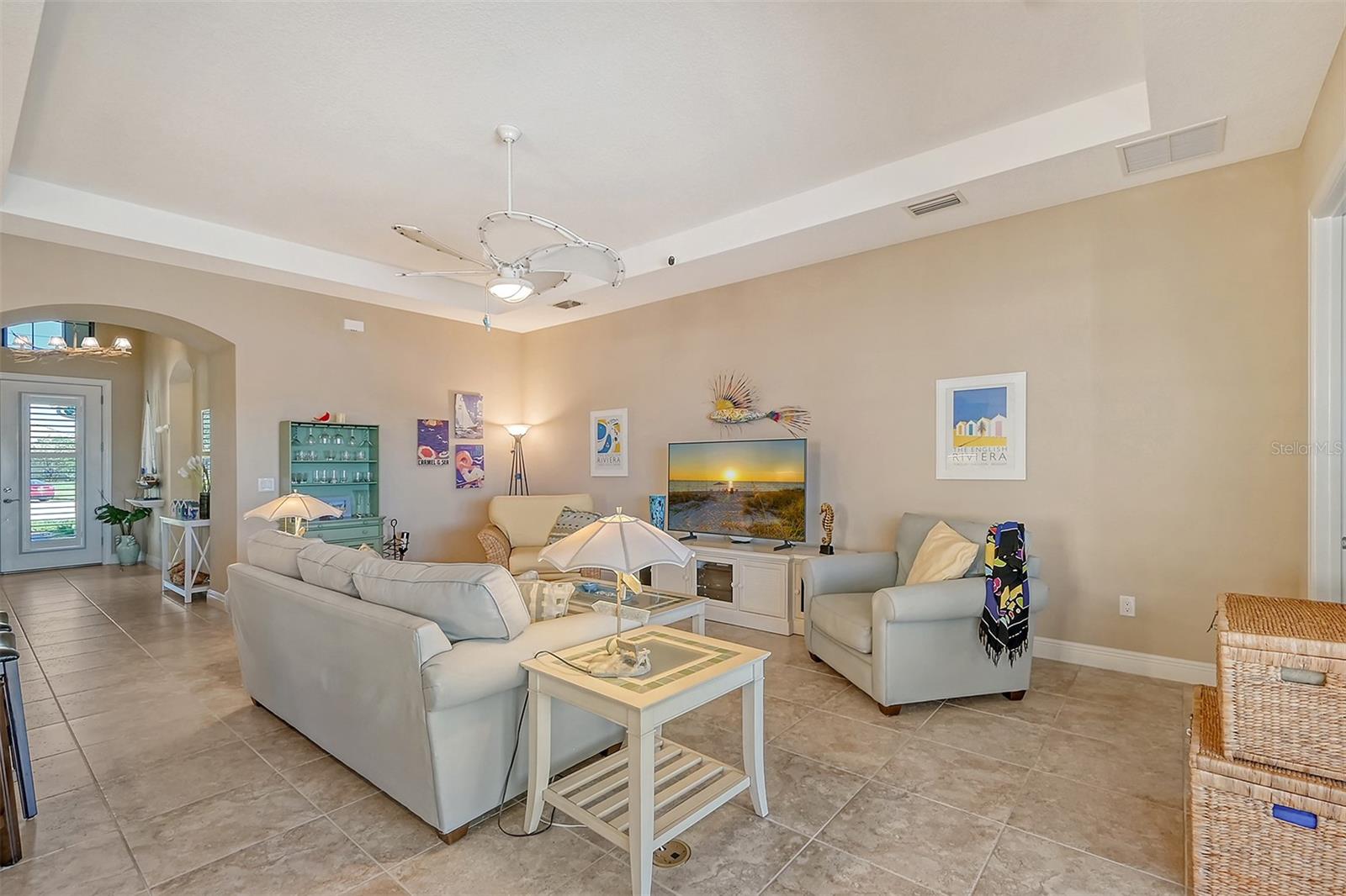 1014 OVERLOOK CT — photo 15