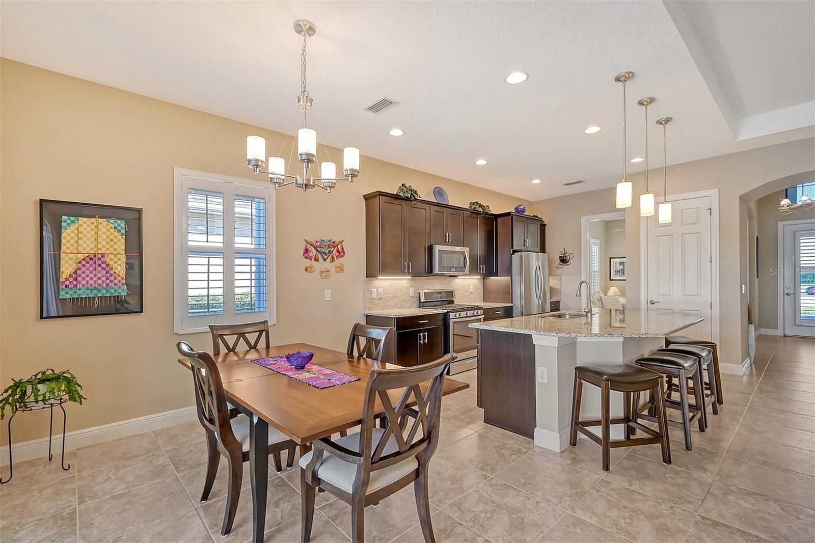 1014 OVERLOOK CT — photo 13