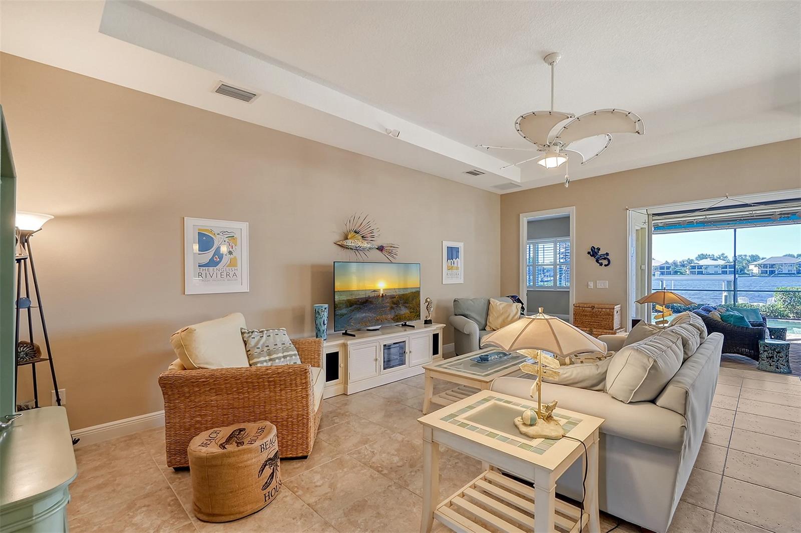 1014 OVERLOOK CT — photo 10