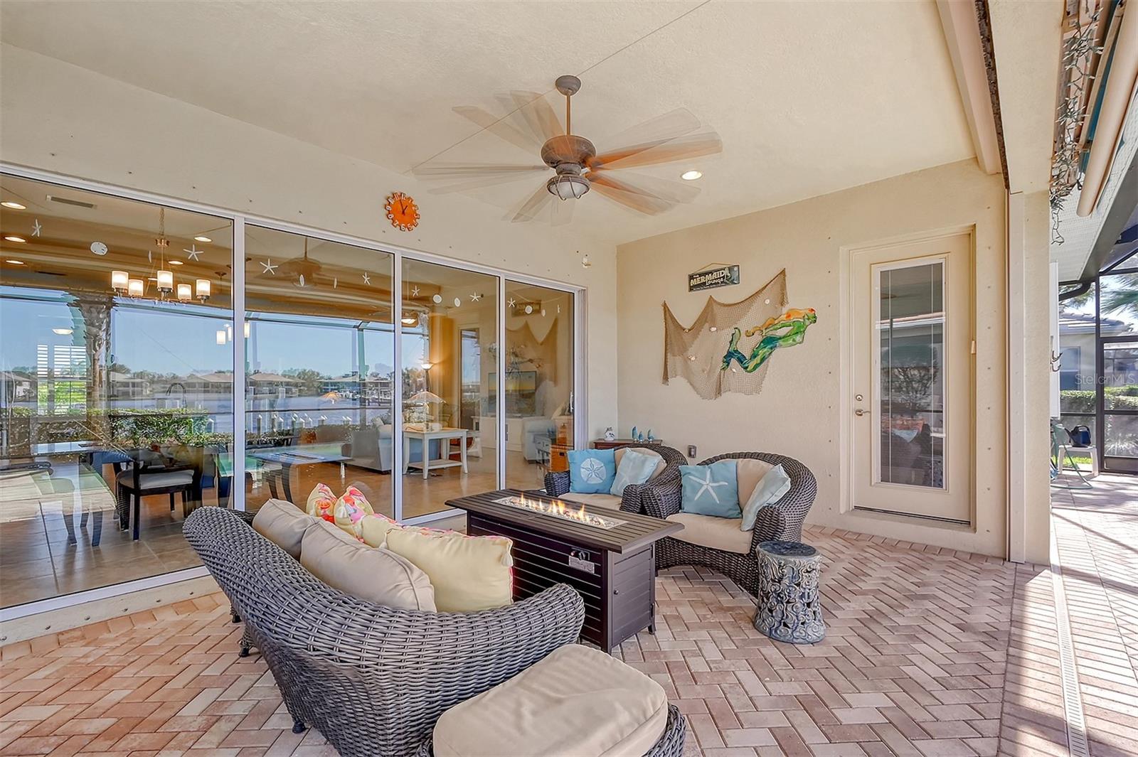 1014 OVERLOOK CT — photo 35