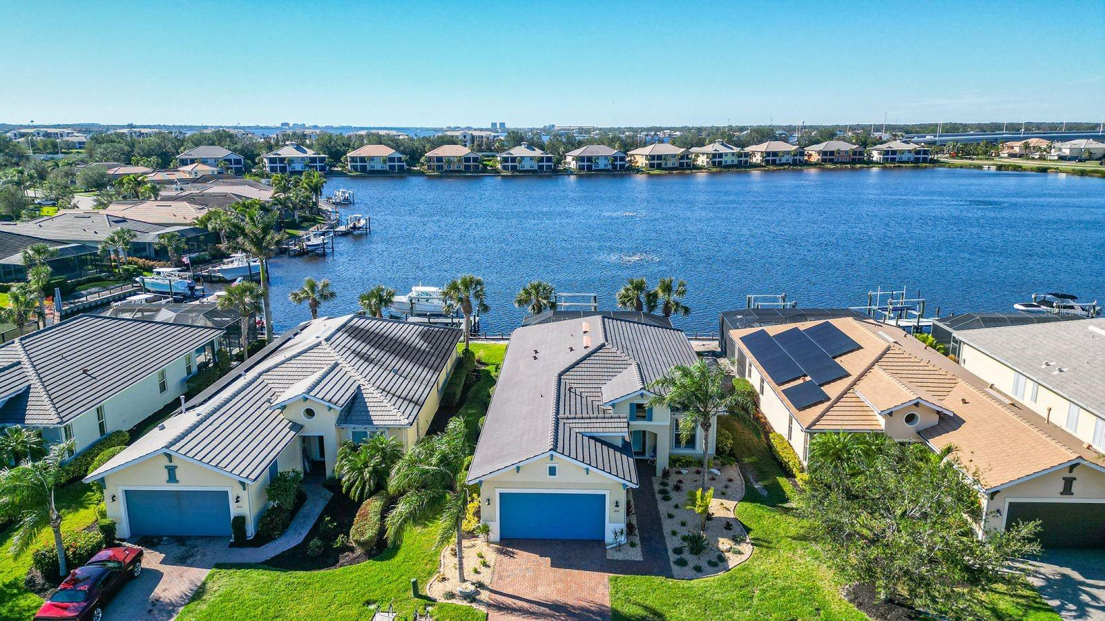 1014 OVERLOOK CT — photo 100
