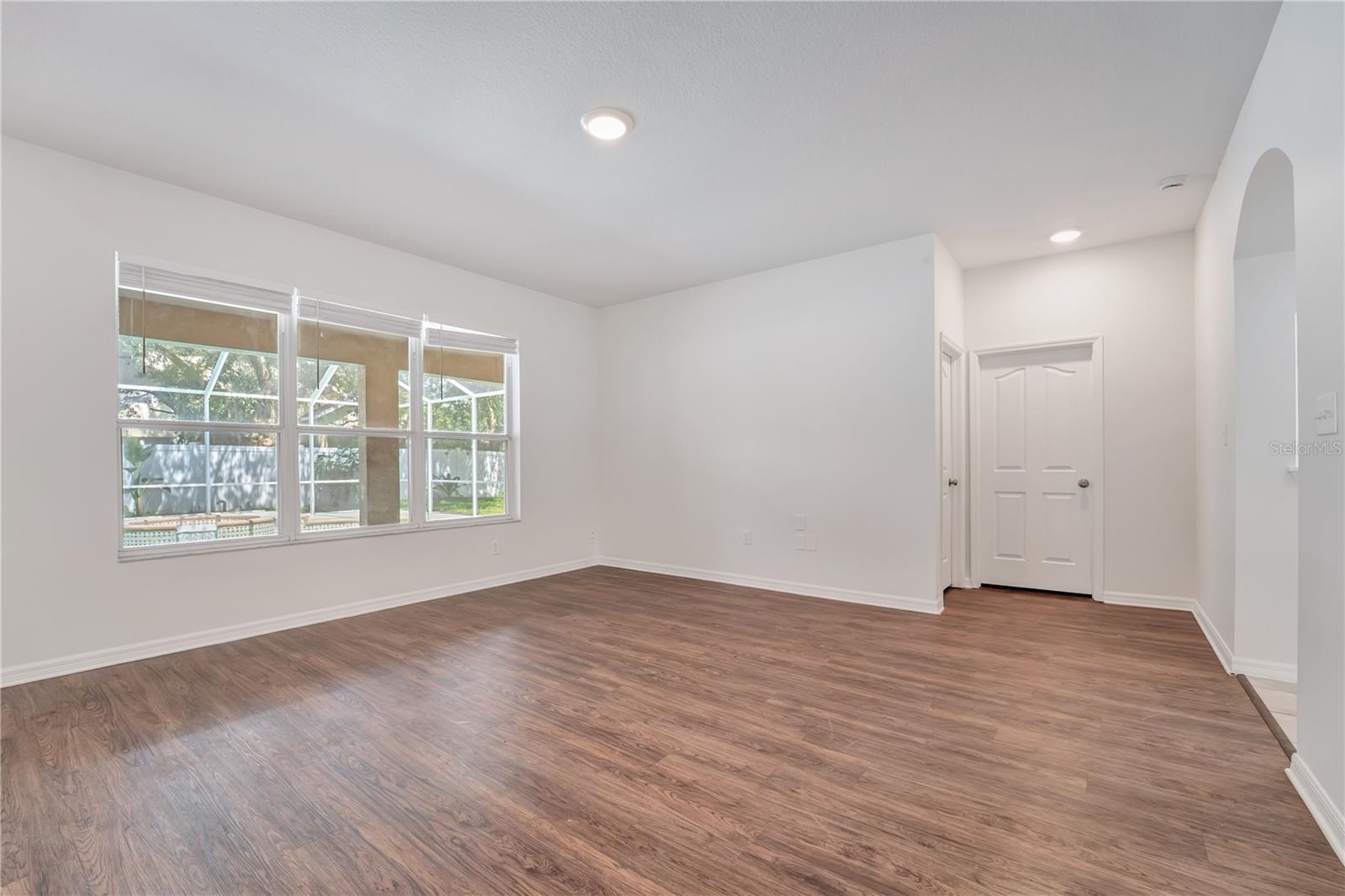 8218 CANARY CANYON WAY — photo 13