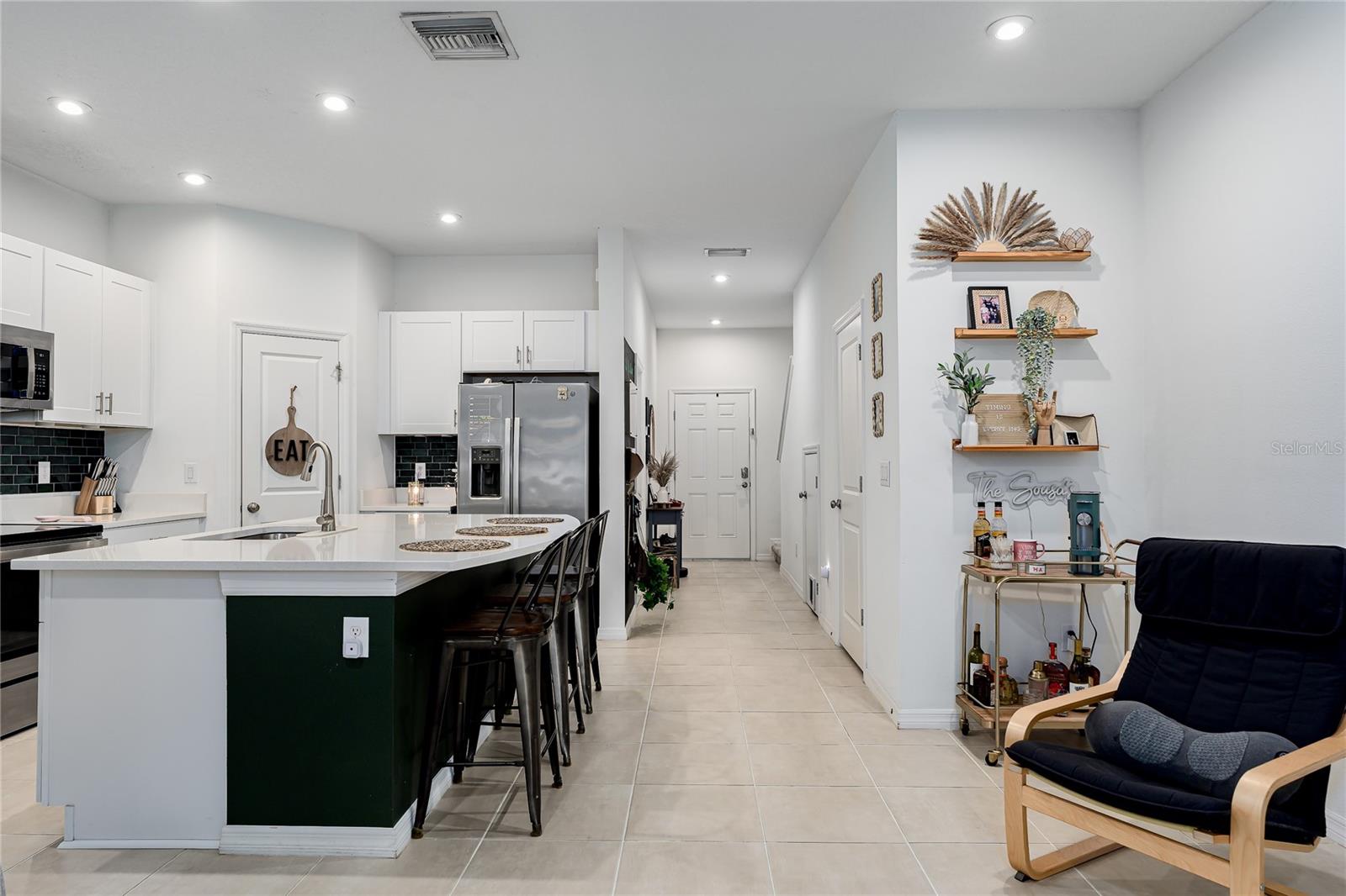 10348 OAKSIDE DR — photo 4