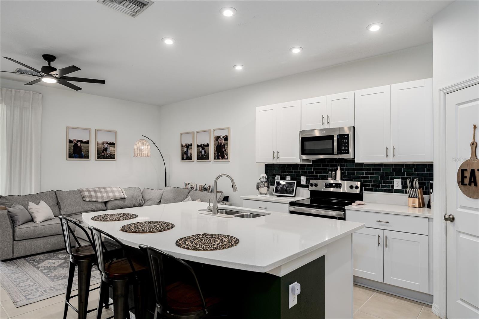 10348 OAKSIDE DR — photo 7