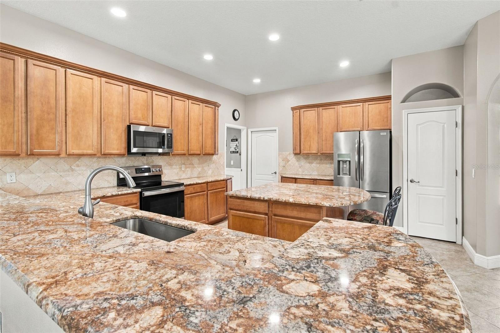 3125 ASHMONTE DR — photo 28