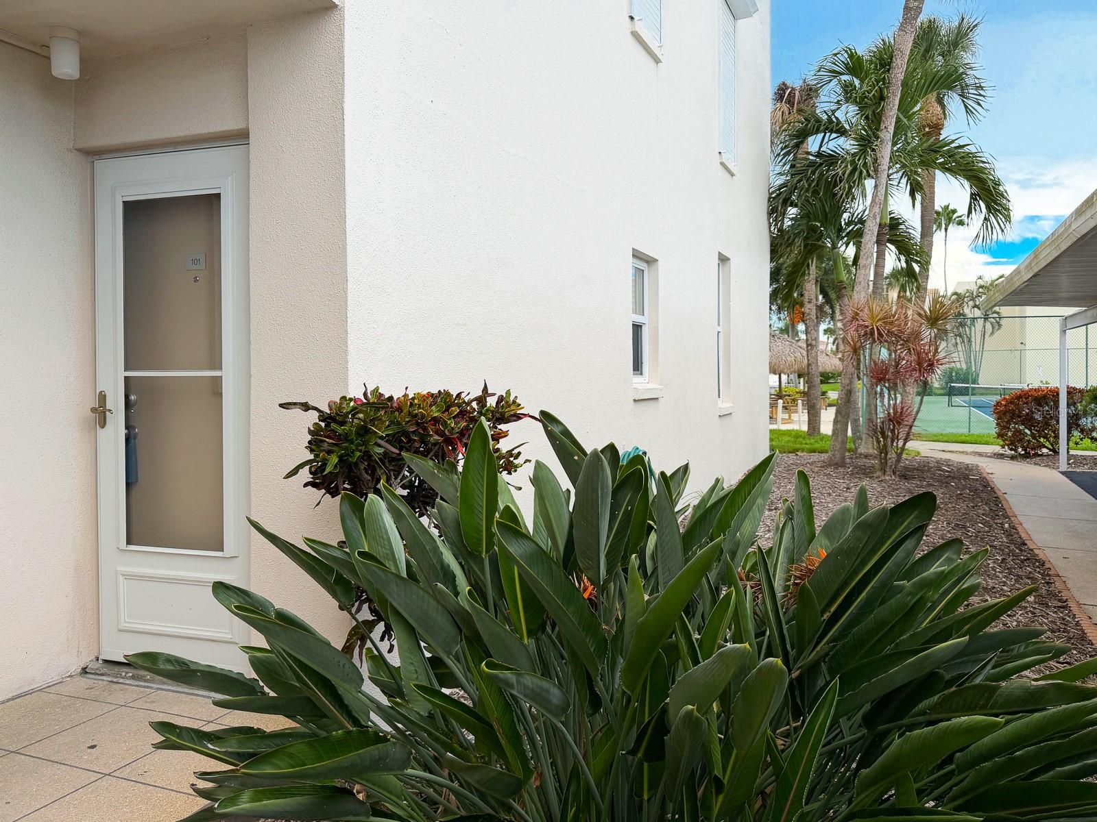 7625 SUN ISLAND DR S #101 — photo 8