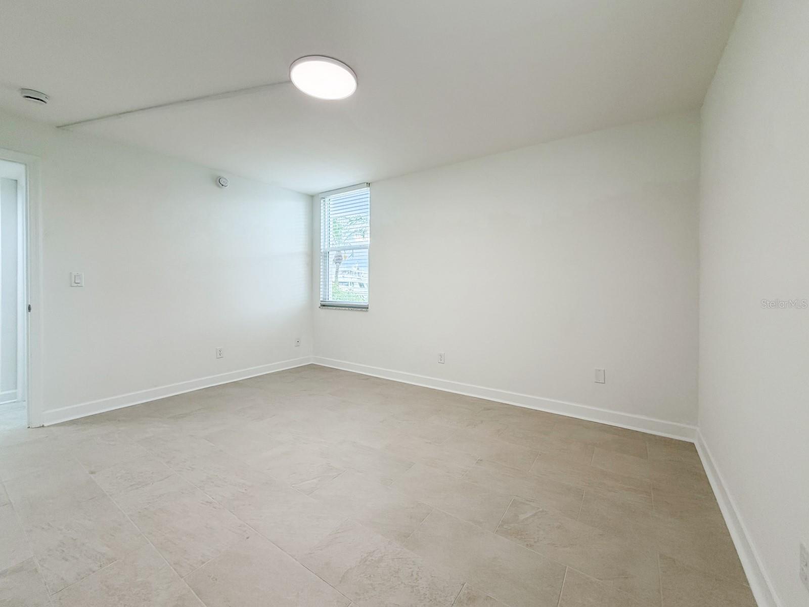 7625 SUN ISLAND DR S #101 — photo 35