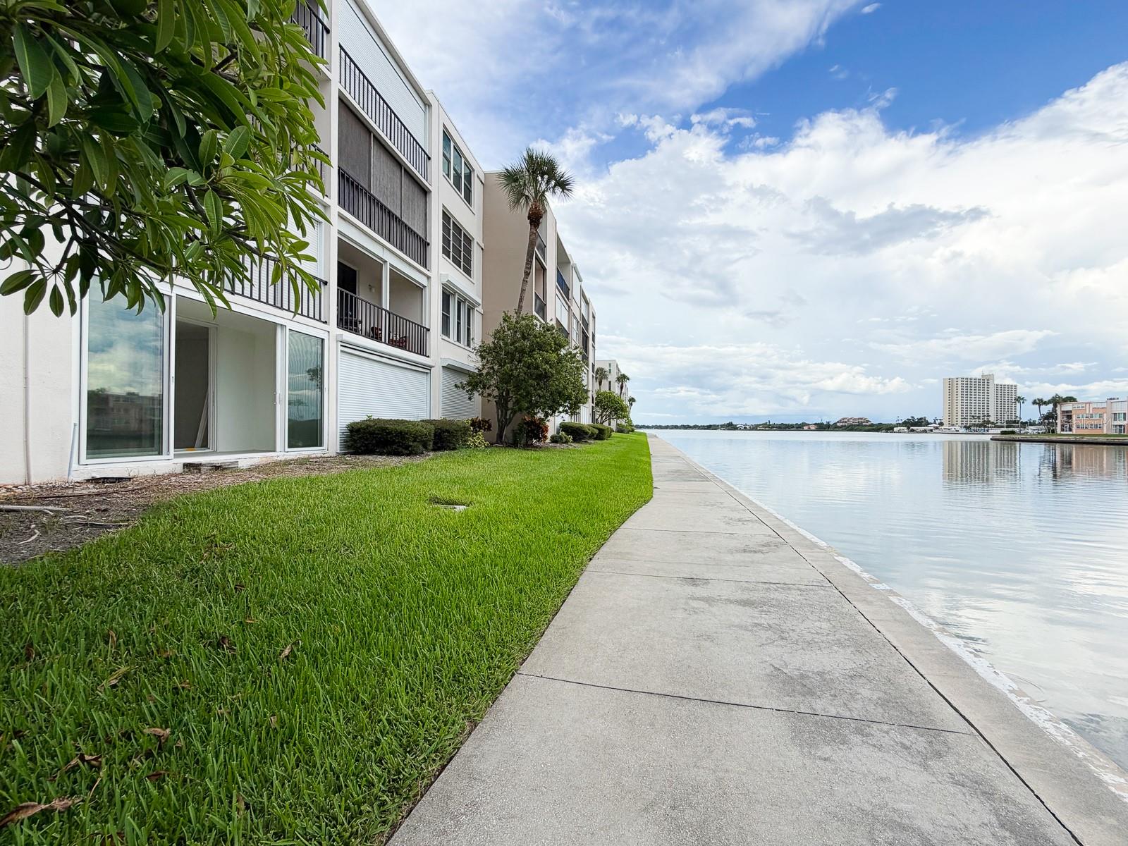 7625 SUN ISLAND DR S #101 — photo 2
