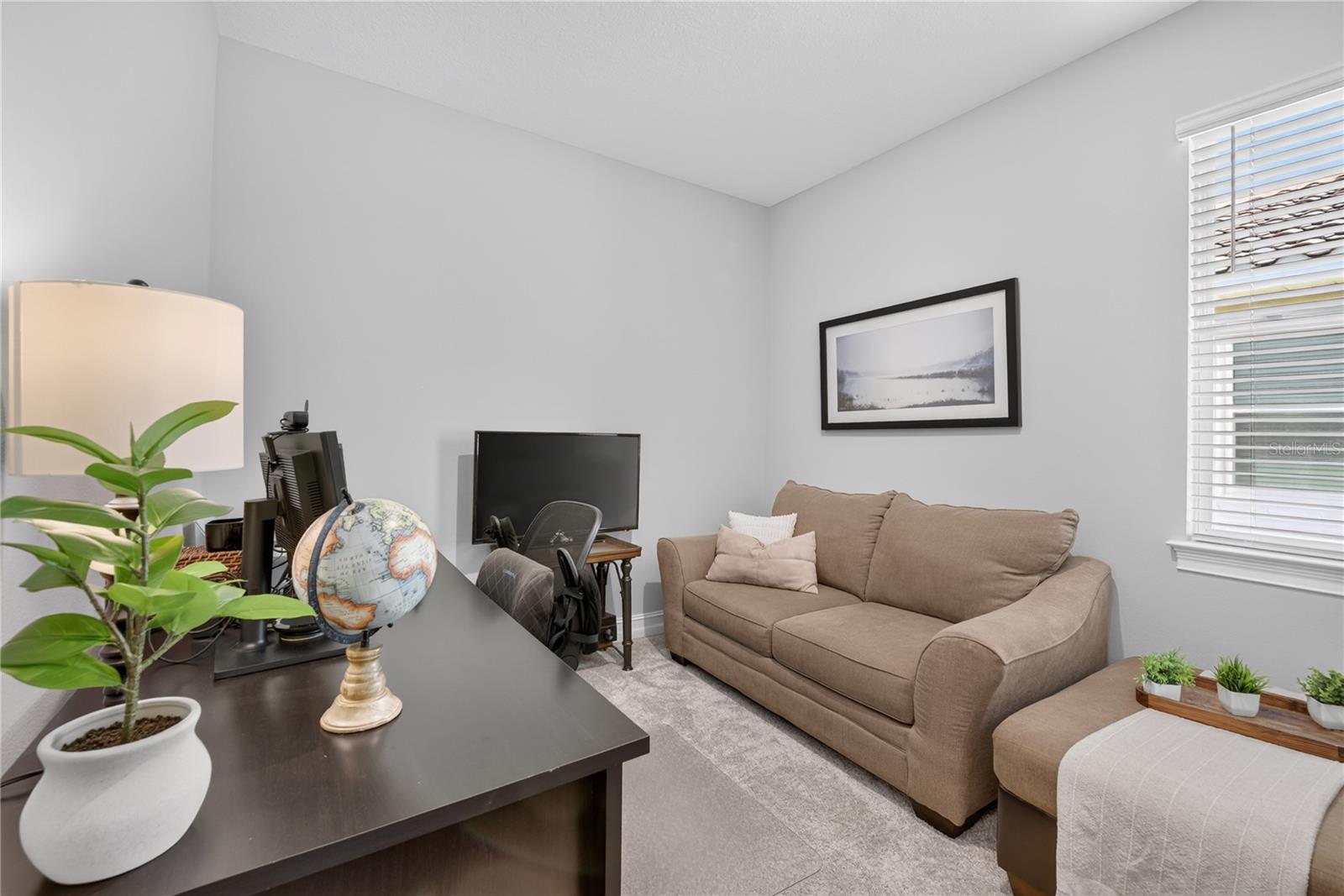 257 DAYLILY BLVD — photo 32