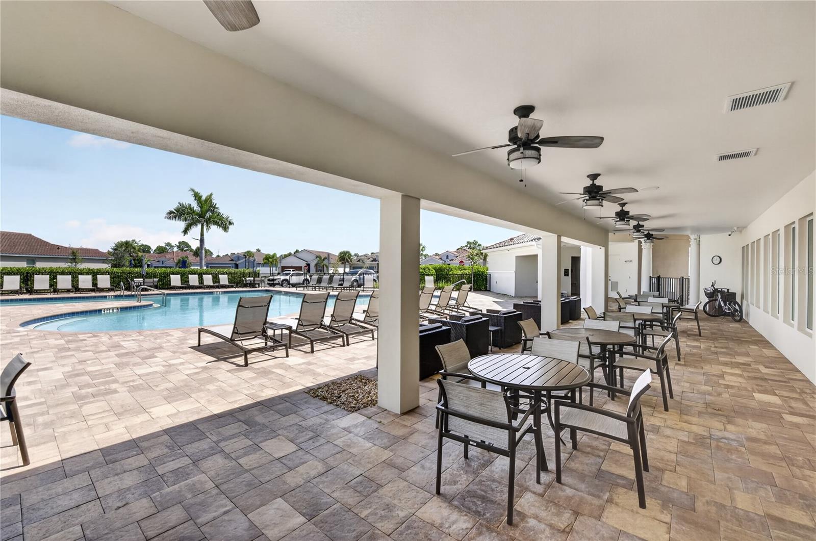 257 DAYLILY BLVD — photo 87