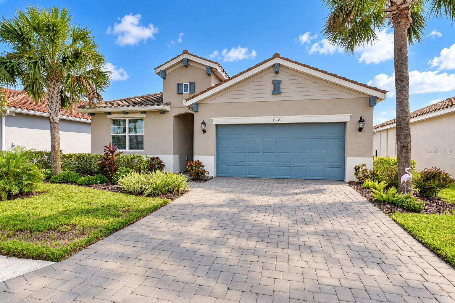 257 DAYLILY BLVD — photo 2