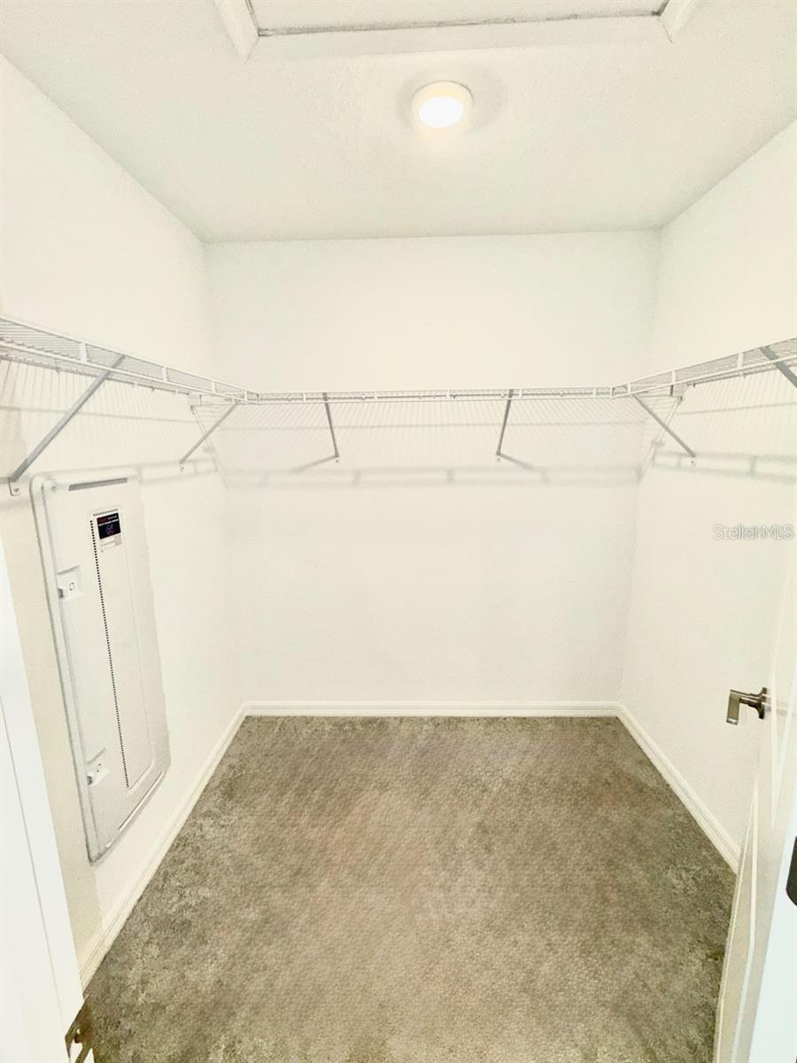 6199 SHINER ST — photo 10