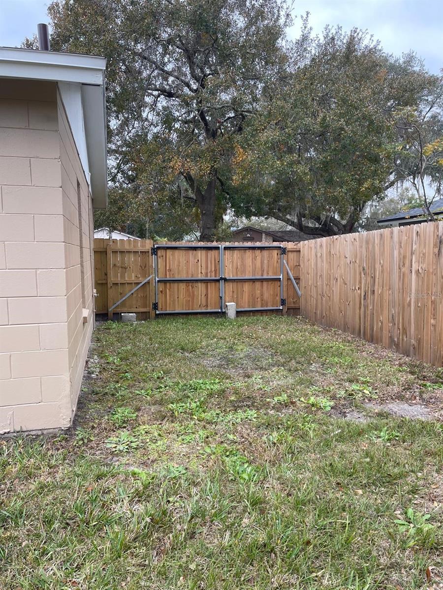 3914 KING DR — photo 5