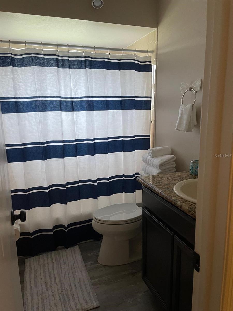 3914 KING DR — photo 4