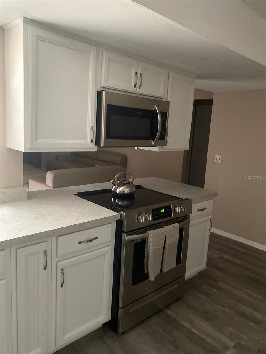 3914 KING DR — photo 8