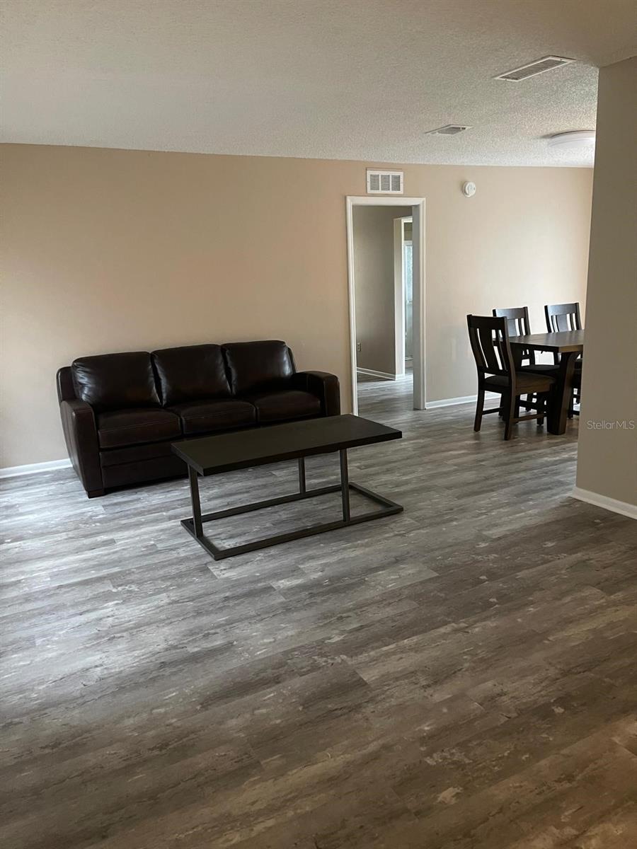 3914 KING DR — photo 10