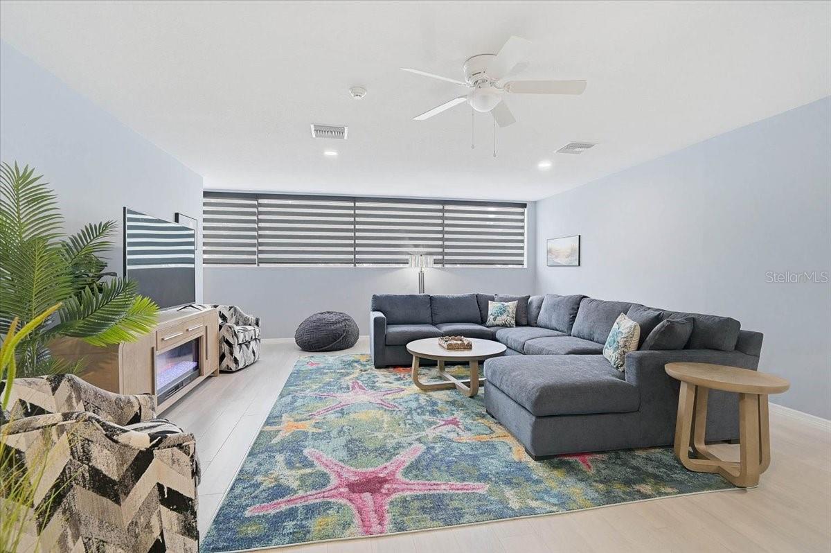 2160 GULF GATE DR — photo 30