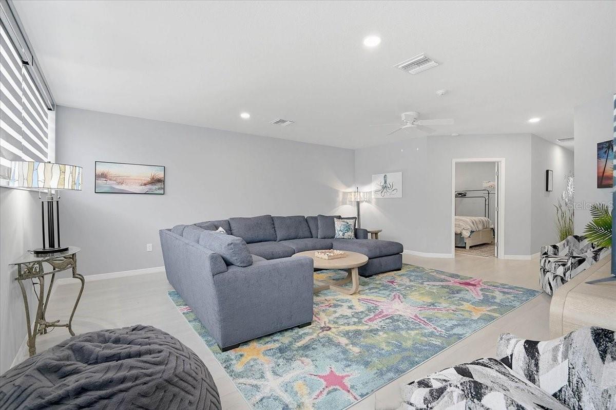 2160 GULF GATE DR — photo 33